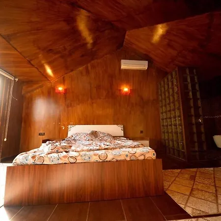 Diamond Hill Villa